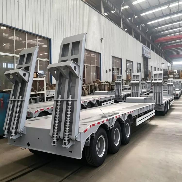 Ülimadala langeva tekiga raskeveoga poolhaagis